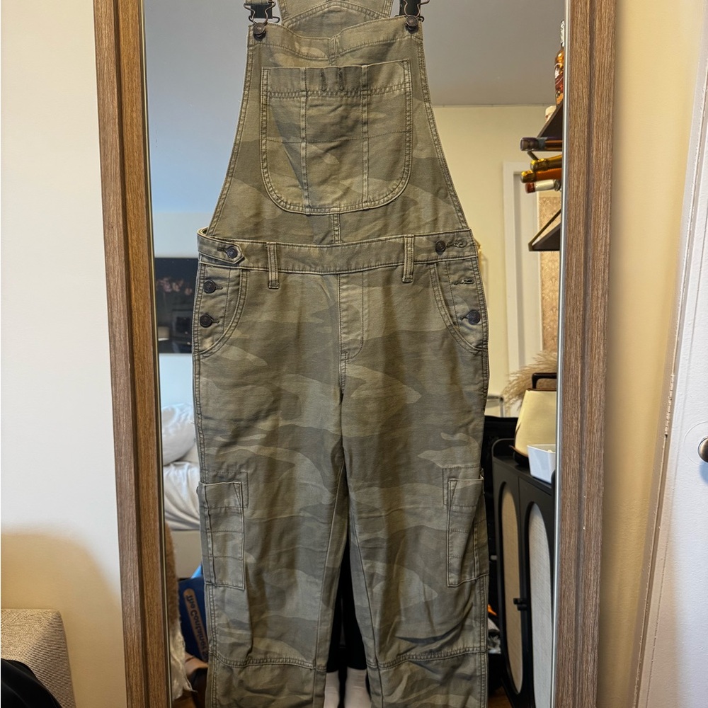 Abercrombie & Fitch Olive Overalls
